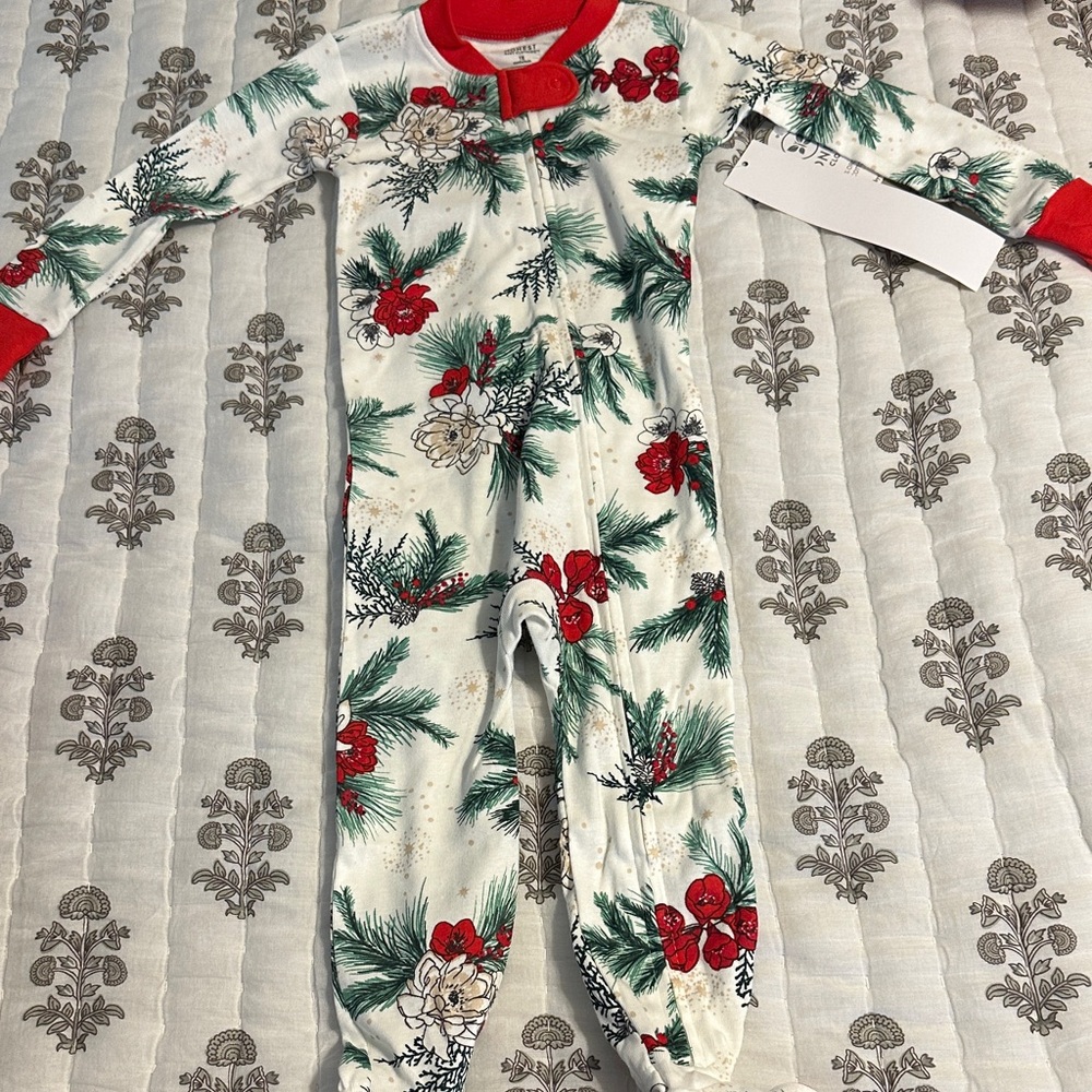 NWT Honest Co Christmas Sleeper Pajama 18 Months